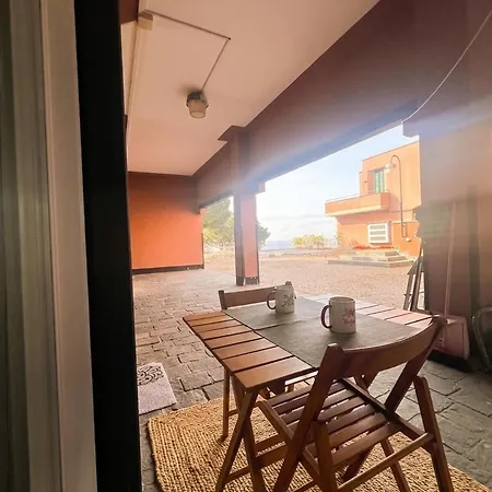 Le Noir Apartment Varraze
